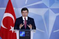 Премьер Турции заверил, что России не удастся поставить его страну на колени