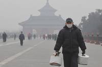 Власти 40 городов Северного Китая, включая Пекин, объявили повышенный уровень экологической опасности