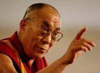 Далай-ламу госпитализировали из-за проблем с простатой