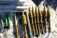 На Луганщине на границе с оккупированными территориями обнаружен тайник боевиков