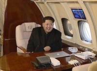 Ким Чен Ына застукали за «Макбуком»