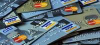 В Украине начали блокировать банковские карты из-за подозрительных доходов