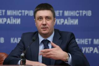 Кириленко: Держать правительство постоянно в подвешенном состоянии крайне неэффективно и опасно с точки зрения национальной безопасности