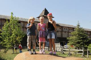 Парк Киевская Русь зовет на выходные в «Мир детства»