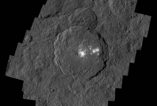 Загадочные пятна Цереры назвали «порталом» в ее недра