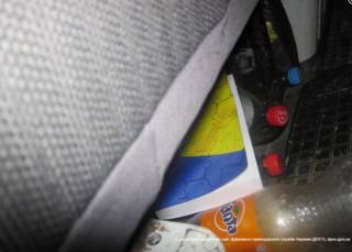 В России водителям с украинскими номерами раздают антиукраинскую литературу