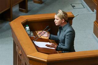 Тимошенко сравнила замену Яценюка на Гройсмана с обменом белья между бараками
