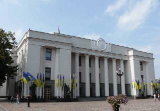 Рада призывает международное сообщество осудить запрет Меджлиса в аннексированном Крыму