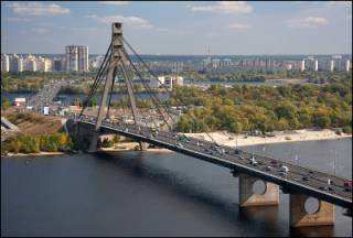 В Киеве переименовали Московский мост, Московскую площадь и еще кое-что