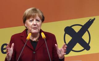 Меркель: Путь Украины к европейским стандартам должен быть непрерывным