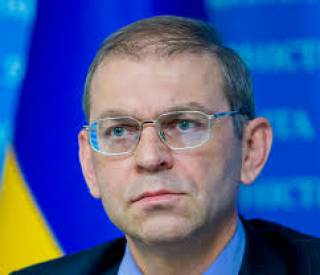Депутат Яценюка мечтает бросать людей за решетку за «неправдивую информацию»