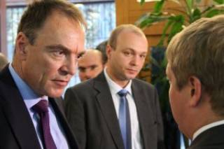 ГФС потребовала разорвать контракт с Роллинсом