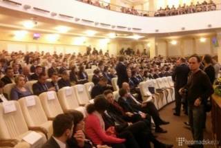 Делегаты конференции прокуроров получили смс с указаниями, за кого следует голосовать /СМИ/