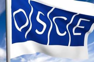 Миссия ОБСЕ зафиксировала большое количество вооружения на парадах в Донецке и Луганске