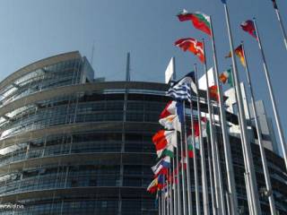 Европарламент прекратил работу над безвизовым режимом для Турции