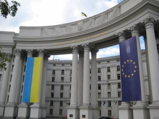 Украина требует от России допустить в оккупированный Крым международные организации