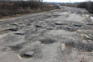 90% дорог в Украине – в безнадежном состоянии /МИУ/