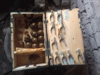 В Северодонецке обнаружен схрон с большим количеством оружия