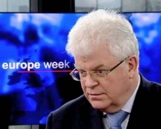 У Путина до сих пор уверяют, что российских военных на Донбассе нет. Зато, гордо рассказывают, как аннексировали Крым