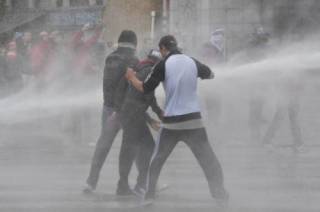 В Брюсселе полиция применила водометы против участников митинга