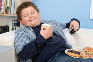 Ученые выяснили причину ожирения у подростков