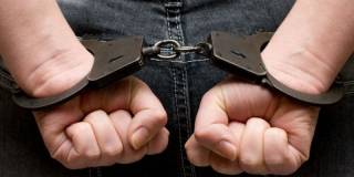 На Черкасщине задержан чиновник, продававший наркотики подросткам