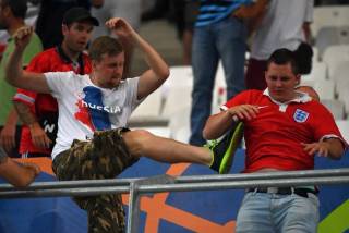 УЕФА открыла дело против РФС за поведение российских фанатов