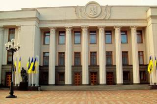 Парламент включил в состав военного командования Объединенный оперативный штаб ВСУ