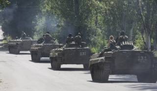 В районе Луганска наблюдается скопление техники и живой силы