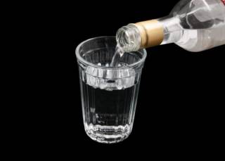 Выход  из кризиса найден: уходим в запой