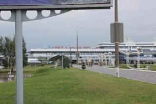 Стихия обрушилась на минский аэропорт. Самолеты сталкивались друг с другом