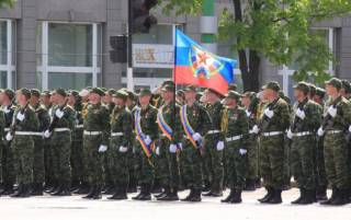 Луганские головорезы готовят людей давать отпор миротворцам, - разведка