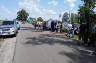 Провокаторы установили блокпост в Борисполе. Готовятся встречать Крестный ход