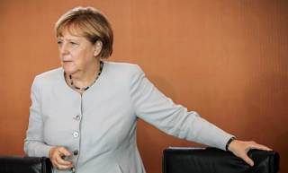 Выживание ЕС становится вопросом о «войне и мире», — Меркель