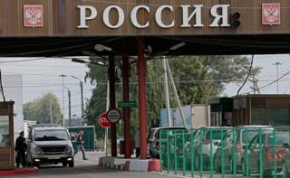 Украинцам настойчиво не рекомендуют ездить в Россию
