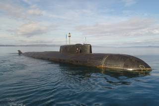 Российские рыбаки обматерили подводную лодку