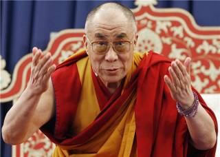 Далай-лама призвал Украину и Россию жить дружно: Если бы военным способом можно решать проблемы, их бы давно решили