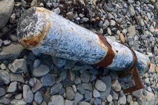 На ирландский берег вынесло ржавую трубу с кокаином на 5 млн евро