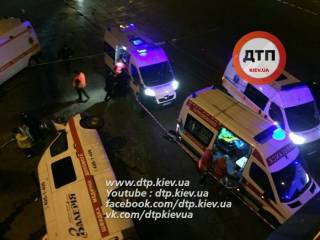 Ночью в Киеве попала в ДТП «скорая». Есть жертвы