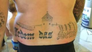 Немецкий политик получил срок за татуировки, с которыми разгуливают бойцы «Азова»