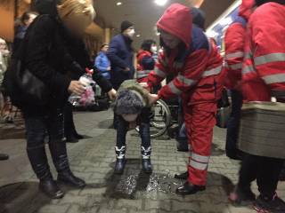 В Киеве с поезда сняли 18 детей с сильным отравлением