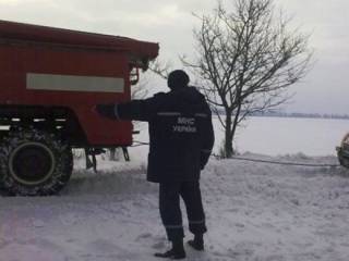 Из снежных ловушек на Херсонщине, Николаевщине и Одесщине освободили более 600 человек