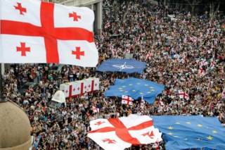 #Темадня: Соцсети и эксперты отреагировали на одобрение Европарламентом безвиза для Грузии