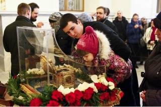 В Одессе более 100 тыс. православных поклонились мощам Пантелеимона Целителя с Афона