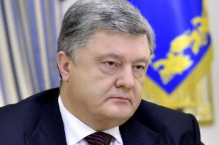 Порошенко решил распространить квоты украинского языка на телеэфир