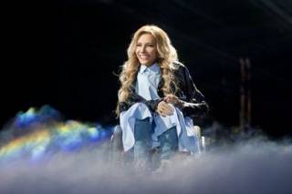 Россию на «Евровидении» будет представлять певица с ограниченными физическими возможностями