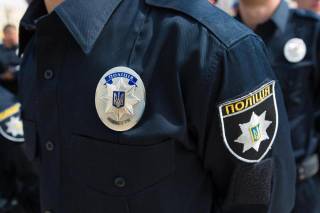 В Голосеевском районе Киева у женщины отобрали рюкзак с миллионом гривен