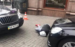 Убийца Вороненкова находится в критическом состоянии. У него сквозное ранение головы