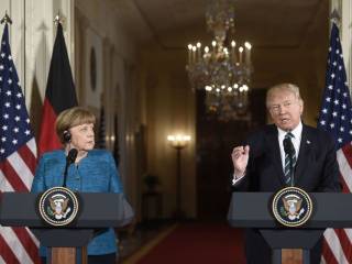 Трамп выставил Меркель счет за услуги НАТО