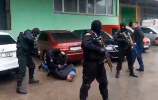 Украинские и молдавские полицейские предотвратили заказное убийство главного олигарха Молдовы